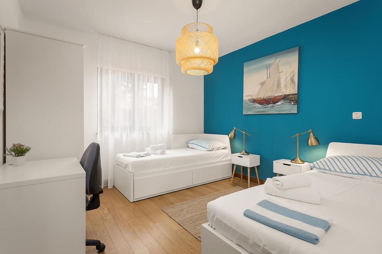 Apartments Cesare With Shared Pool Лижнян Екстер'єр фото